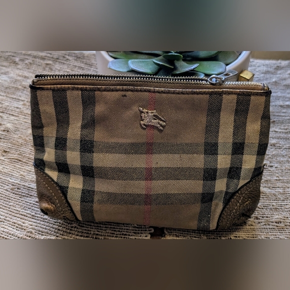 Burberry house check pouch bag